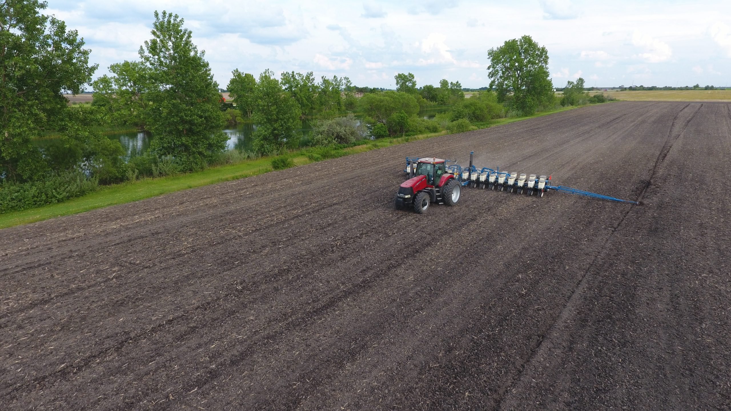 Soybeans Won't Cost Trump in 2020, but Auto Tariffs Might