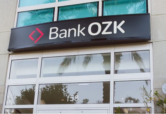 'Plain Vanilla’ Bank OZK Could Be Long Term Opportunity