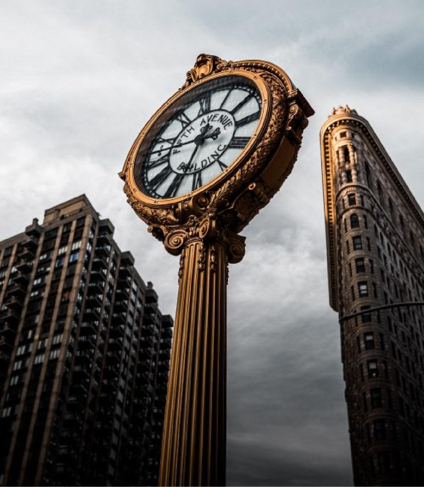 5th Ave. Clock