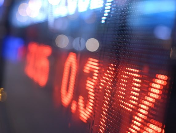 Interest Volatility May Suggest Bottom, 7D Delta Turns Positive