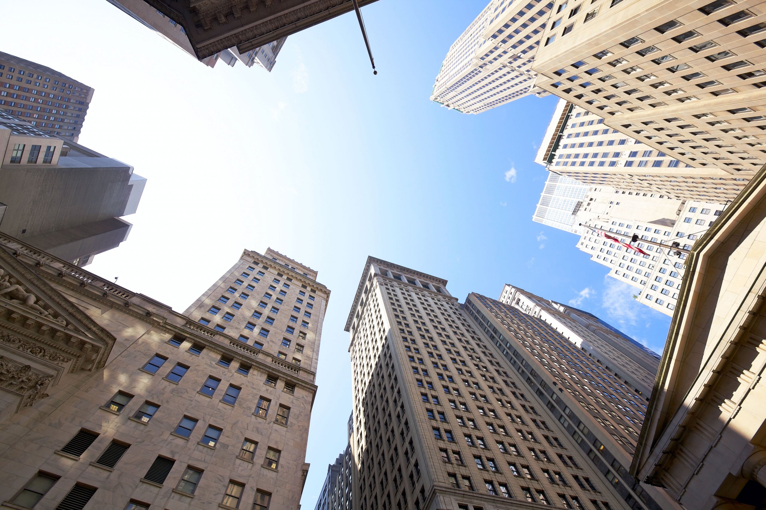 S&P 500 Ends Week at All-Time High Despite Mid-Week Turmoil