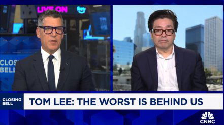 Video: The worst of the selling pressure is behind us, says Fundstrat's Tom Lee