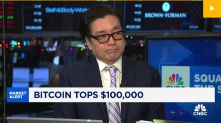 Bitcoin’s breakout is a precursor for equities through year-end, says Fundstrat’s Tom Lee